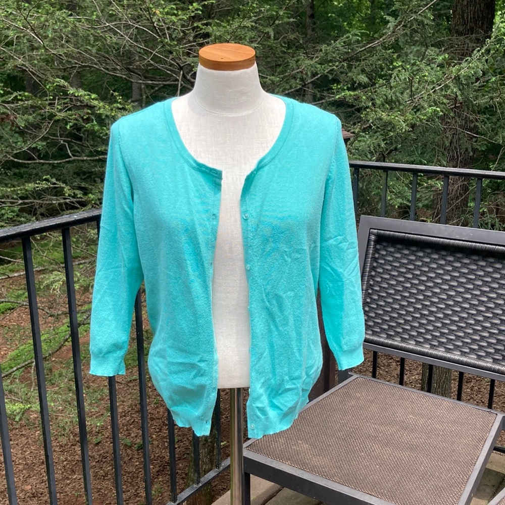 Architect light blue button up sweater sz. XL*